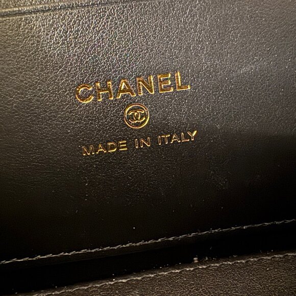 Authentic Chanel 25C Caviar Vanity with Chain NIB - Picture 10 of 13